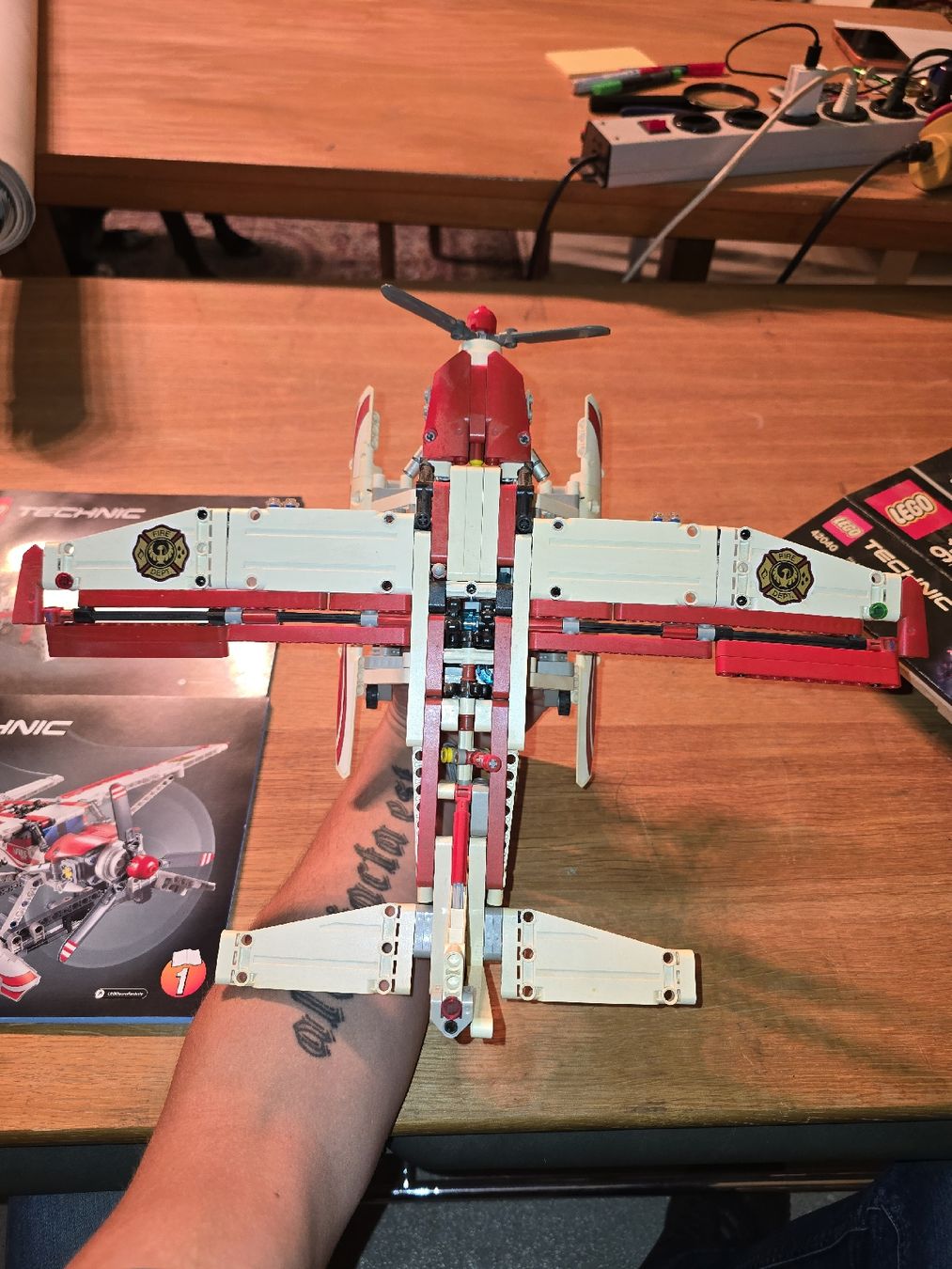 Technics Kit di costruzioni: LEGO Technic Löschflugzeug 42040 unbespielt – Usato da Wienacht-Tobel venduto da max_92rg 3
