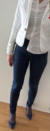 Weisser Blazer, Grösse 36, Top für den Frühling!
