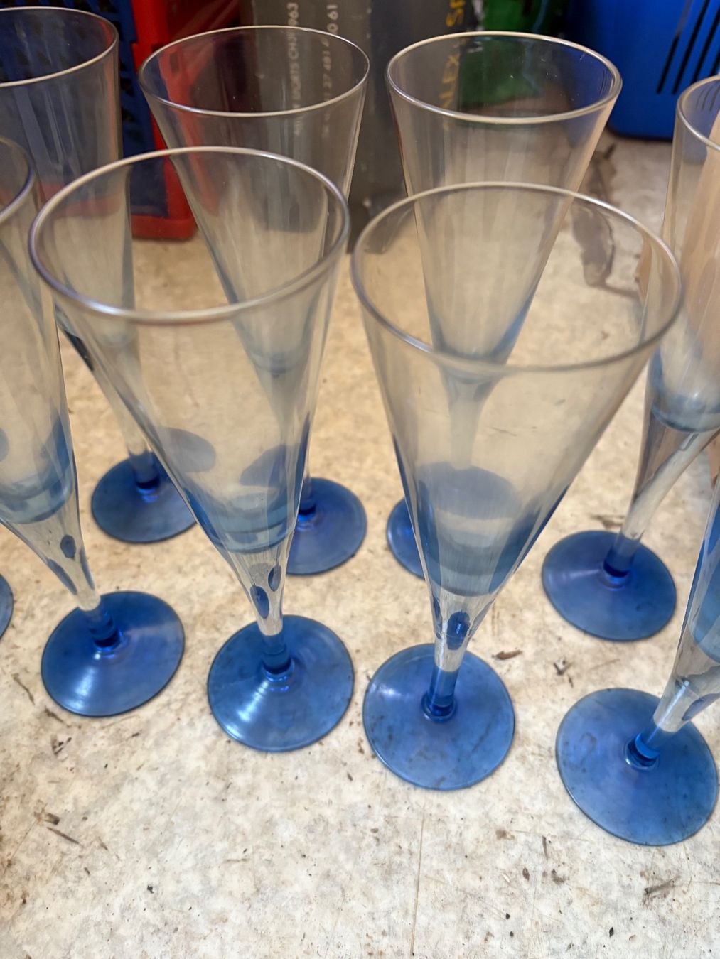 Bicchieri: Flûtes bleues – Usato da Grône venduto da natatou 1