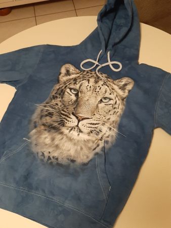 Pullover mit Schneeleopardmotiv