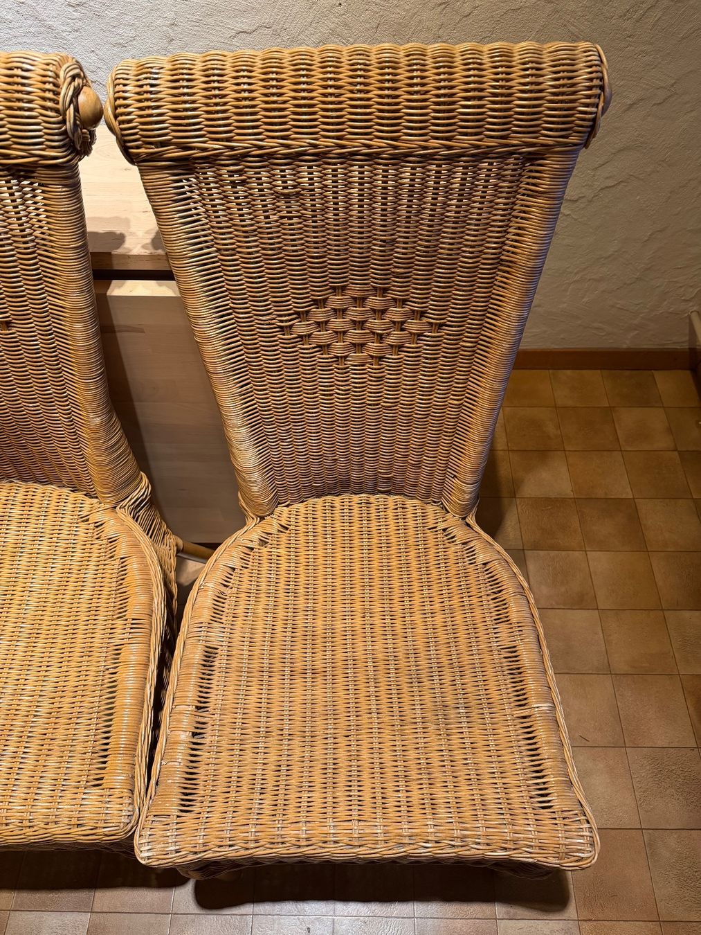 Sedie: 4 Rattanstühle – Usato da Thun venduto da Astralbern 5