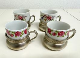 4 Tassen mit Halterung aus Zinn, Blumen Dekor, gebraucht