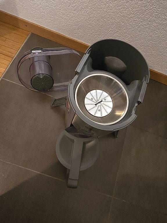 Appareils de cuisine: Centrifugeuse BRAUN – D'occasion à Yverdon-les-Bains par flo_vs7g 2