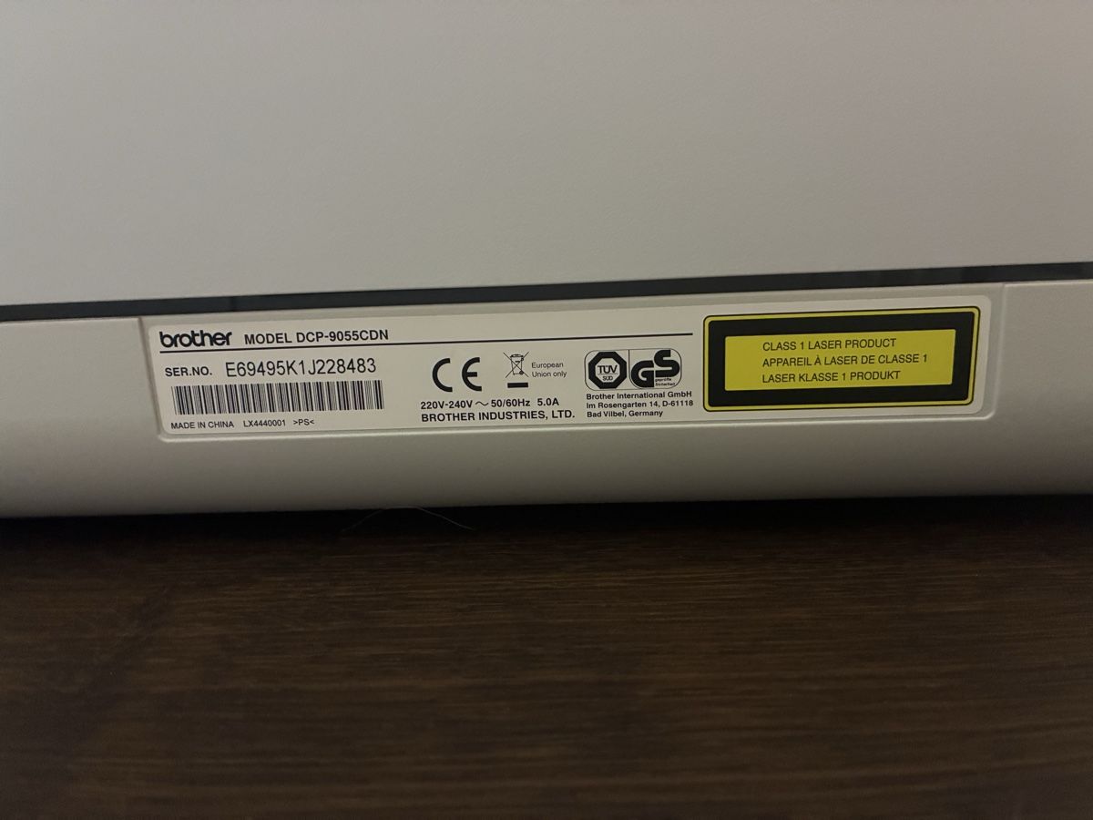 Brother Stampanti: Brother DCP-9055CDN Multifunktionsdrucker gebraucht – Usato da Tagelswangen venduto da sarahski 2
