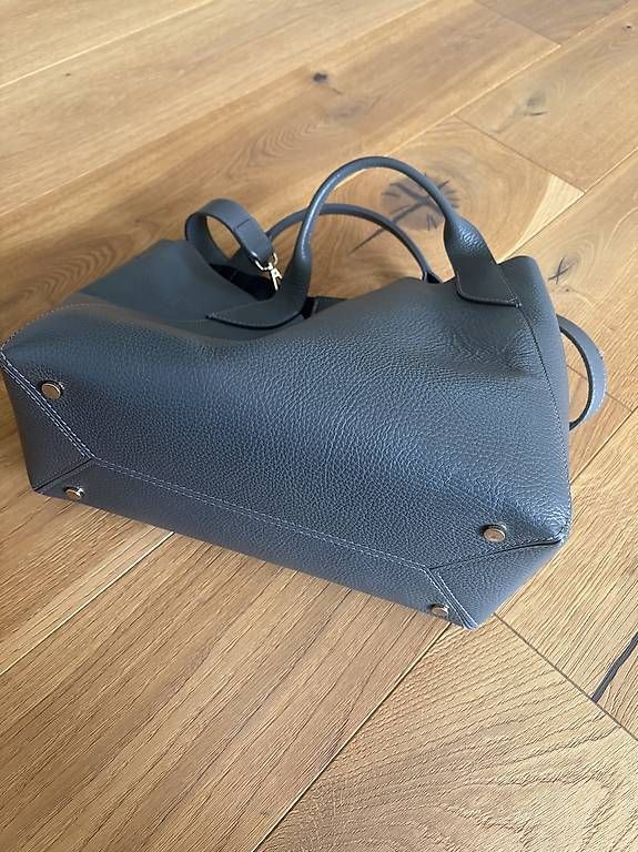 Borse da donna: Leder Handtasche grau – Usato da Spreitenbach venduto da joe_fm5t 1