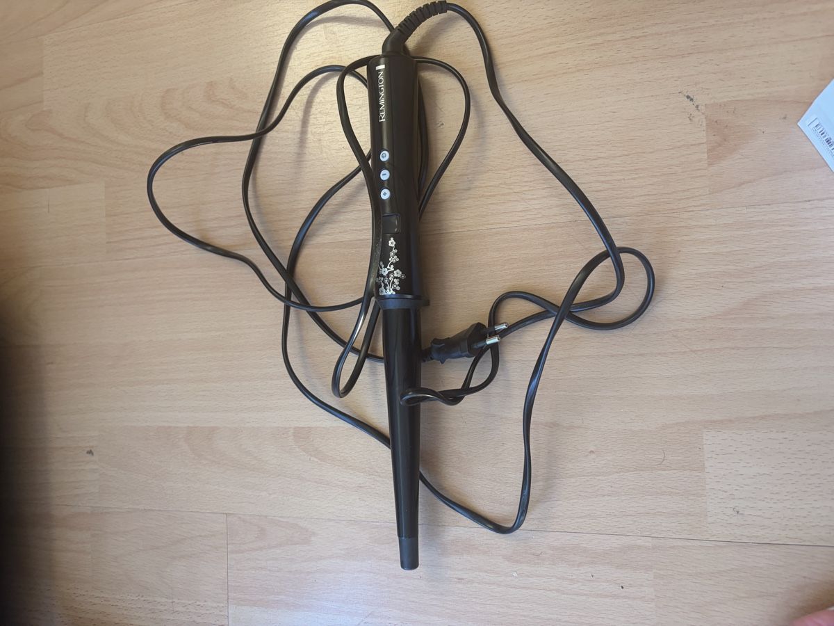 Remington Lockenstäbe & Haarglätter: 3x Remington Lockenstäbe – Gebraucht aus Lachen SZ von wal_c7kn 3