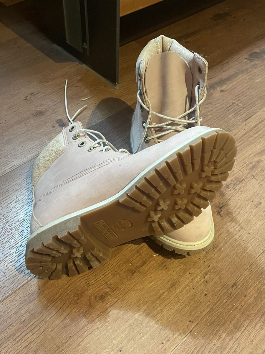 Timberland Damenschuhe: Rosa Timberlands – Neu (gemäss Beschreibung) aus Dietlikon von Fluschi 3