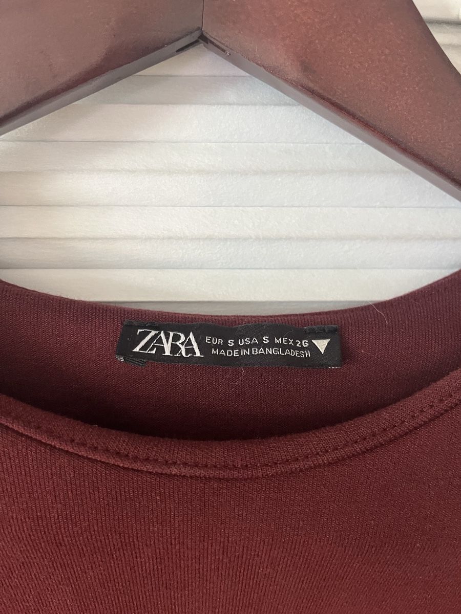 Zara Maglioni & Felpe: Pullover Zara bordeauxr Grösse S  – Usato da Stadel venduto da Comporta 1