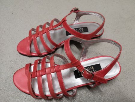 Sandaletten Stuart Weitzman / Sandales Weitzman (Taille 37)