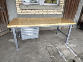 Werkbank mit Schubladen - Top Zustand!