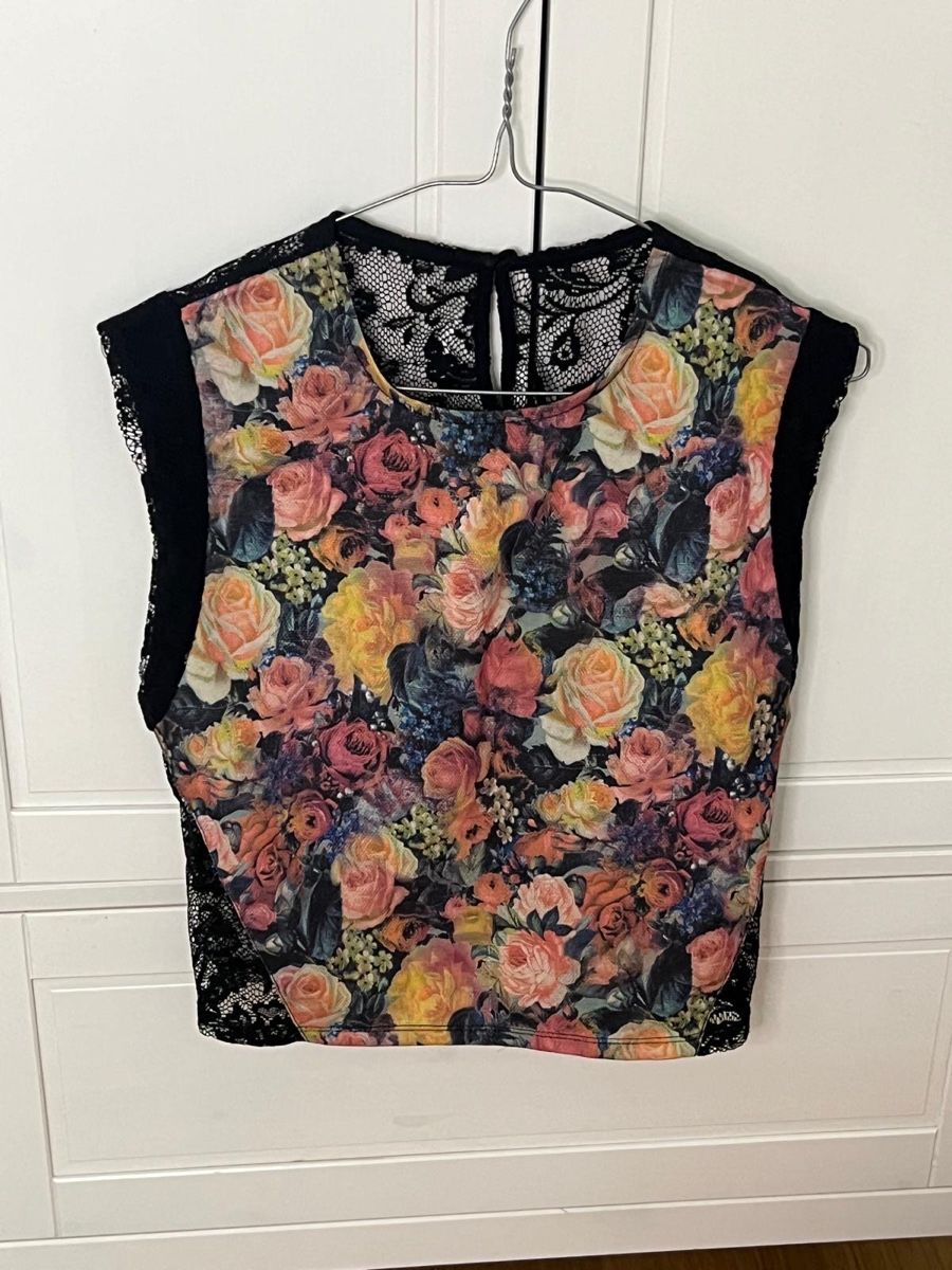 Zara Top: Zara shirt – Nuovo e nell'imballaggio originale da Opfikon venduto da MabelCouture 1