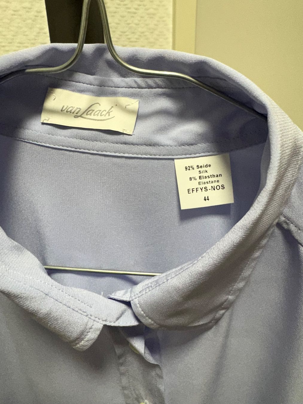 Van Laack Camicette: Van Laack Seidenbluse Hellblau, Top Zustand! – Nuovo (secondo la descrizione) da Erlenbach ZH venduto da msa_x26y 2