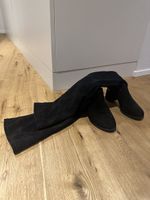 Schwarze Overknee Stiefel