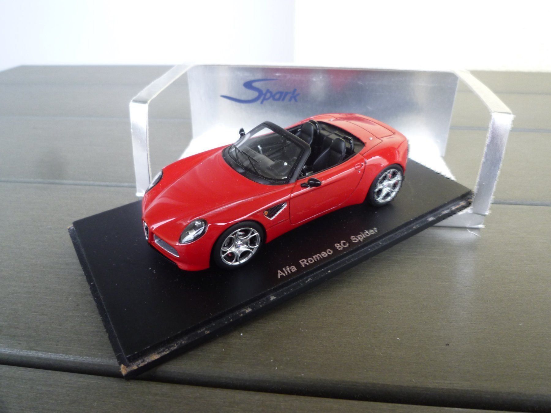 Alfa Romeo Modellini d'auto: Alfa Romeo 8C Spider (2005) – Nuovo (secondo la descrizione) da Flawil venduto da Imperiosud