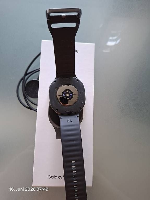 Smartwatch: Samsung Galaxy Watch 8 44mm – Usato da Winterthur venduto da Nipa.85 2