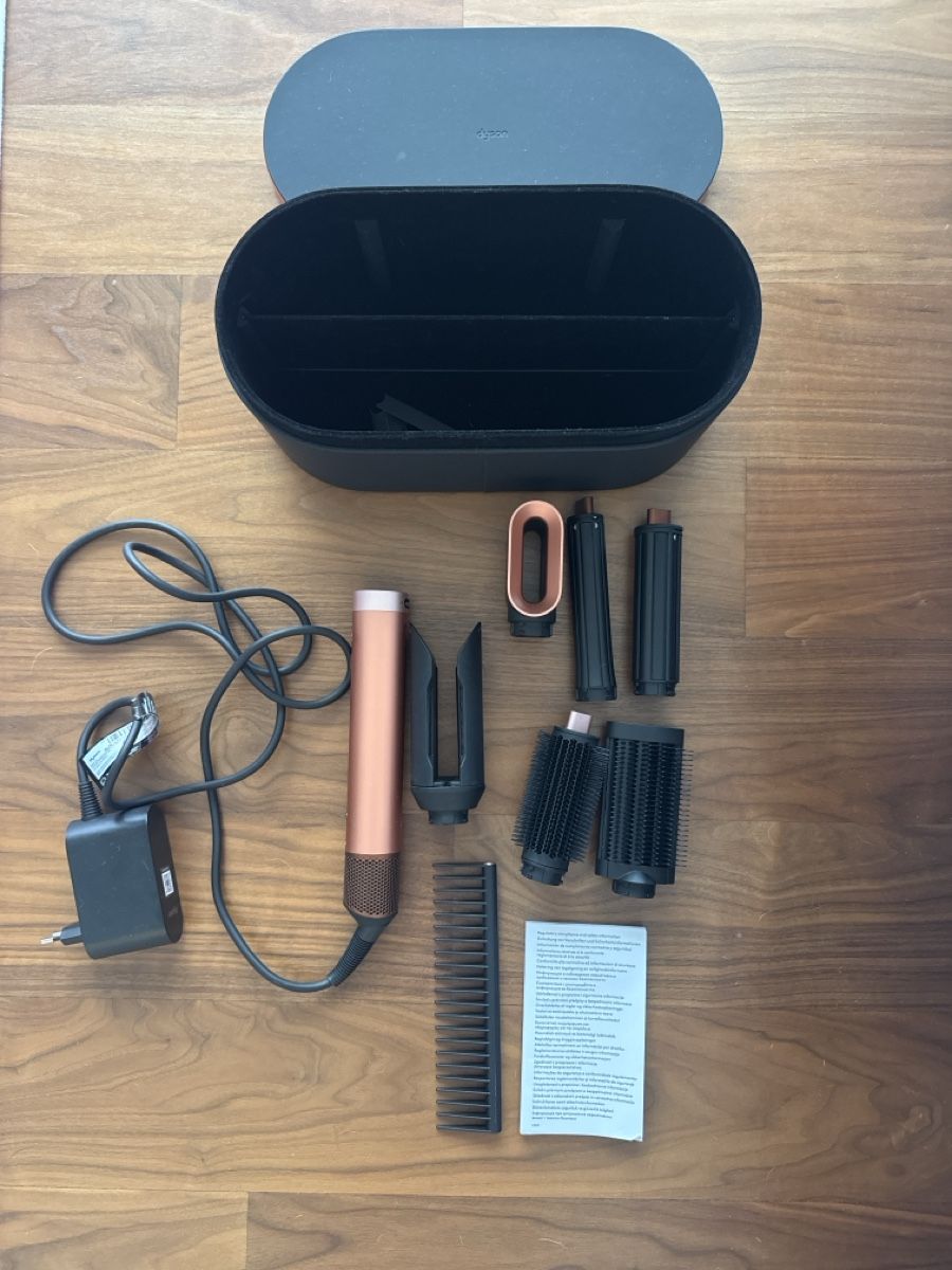 Dyson Föhn: Dyson Airwrap Co Anda 2x  – Neu (gemäss Beschreibung) aus Zürich von jul_9f7t