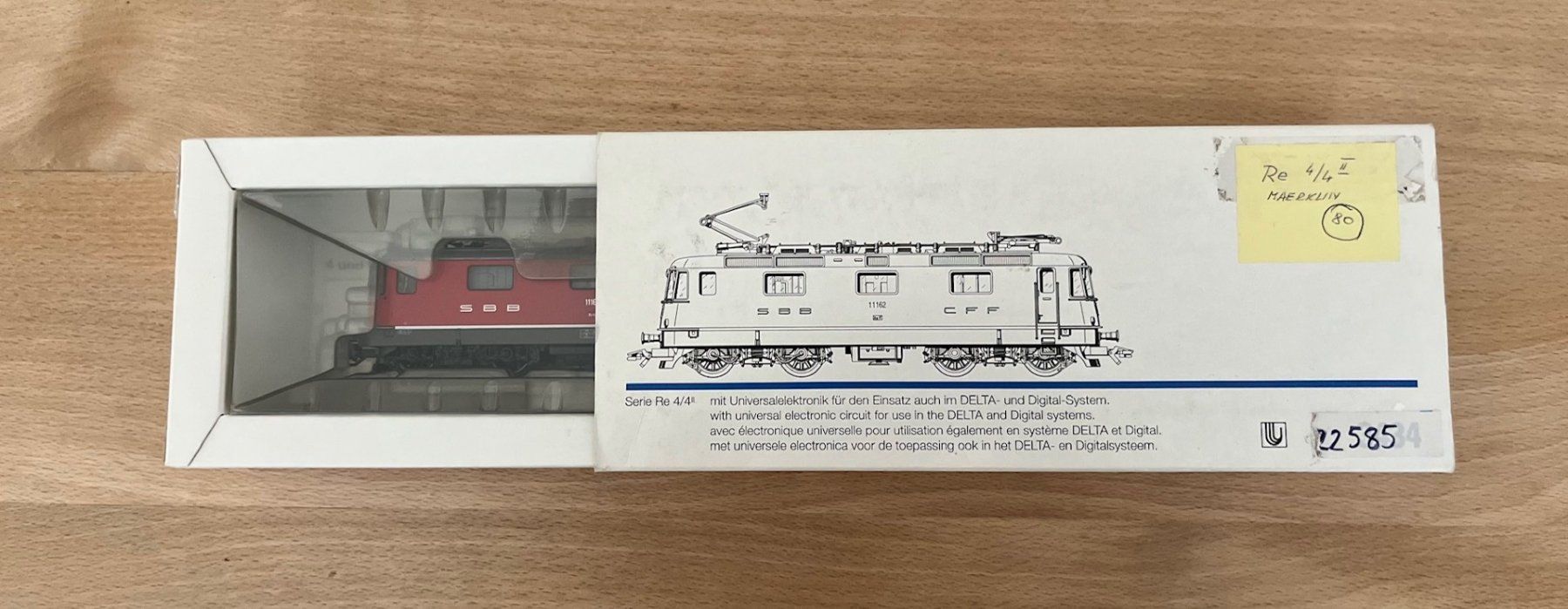 Märklin Modelleisenbahnen: SBB Re 4/4 Märklin - AC digital – Gebraucht aus Winterthur von dond1