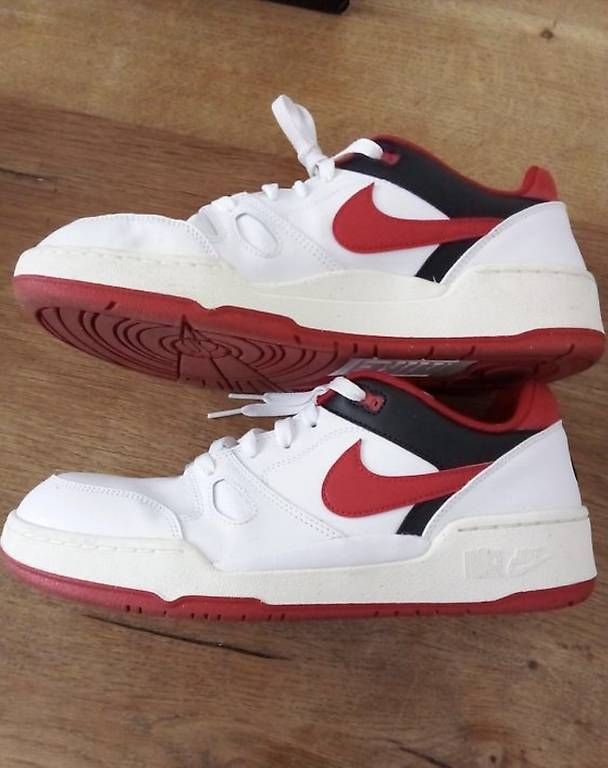 Scarpe da uomo: Air Jordan 1 LOW, Black/Fire Red-cement Grey – Usato da Chur venduto da enr_7rbm 3