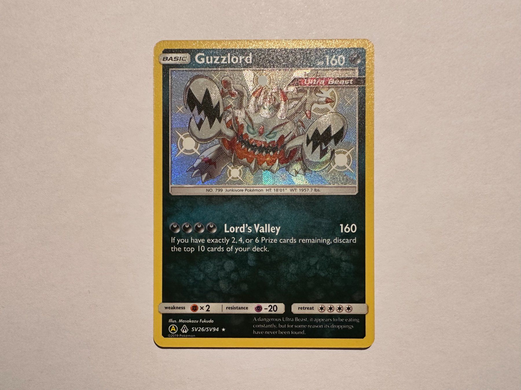 Pokémon Carte collezionabili: Guzzlord Shiny Hidden Fates EN – Usato da Hagendorn venduto da Pokecollectorch 1