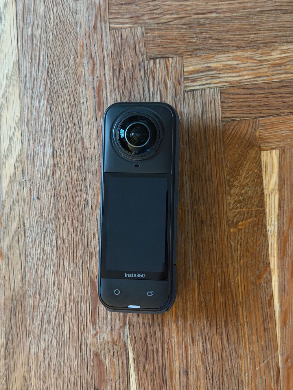 Insta360 Action Cam: INSTA360 X5 Starter Bundle Actioncam , WLAN, Touchscreen – D'occasion à Bertschikon Gossau par CyberUrs 2