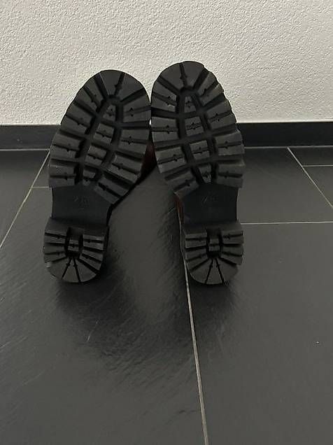 Zara Scarpe da donna: Zara Leder Stiefel Grösse 39 Neu – Nuovo (secondo la descrizione) da Marbach SG venduto da Sonni81 3
