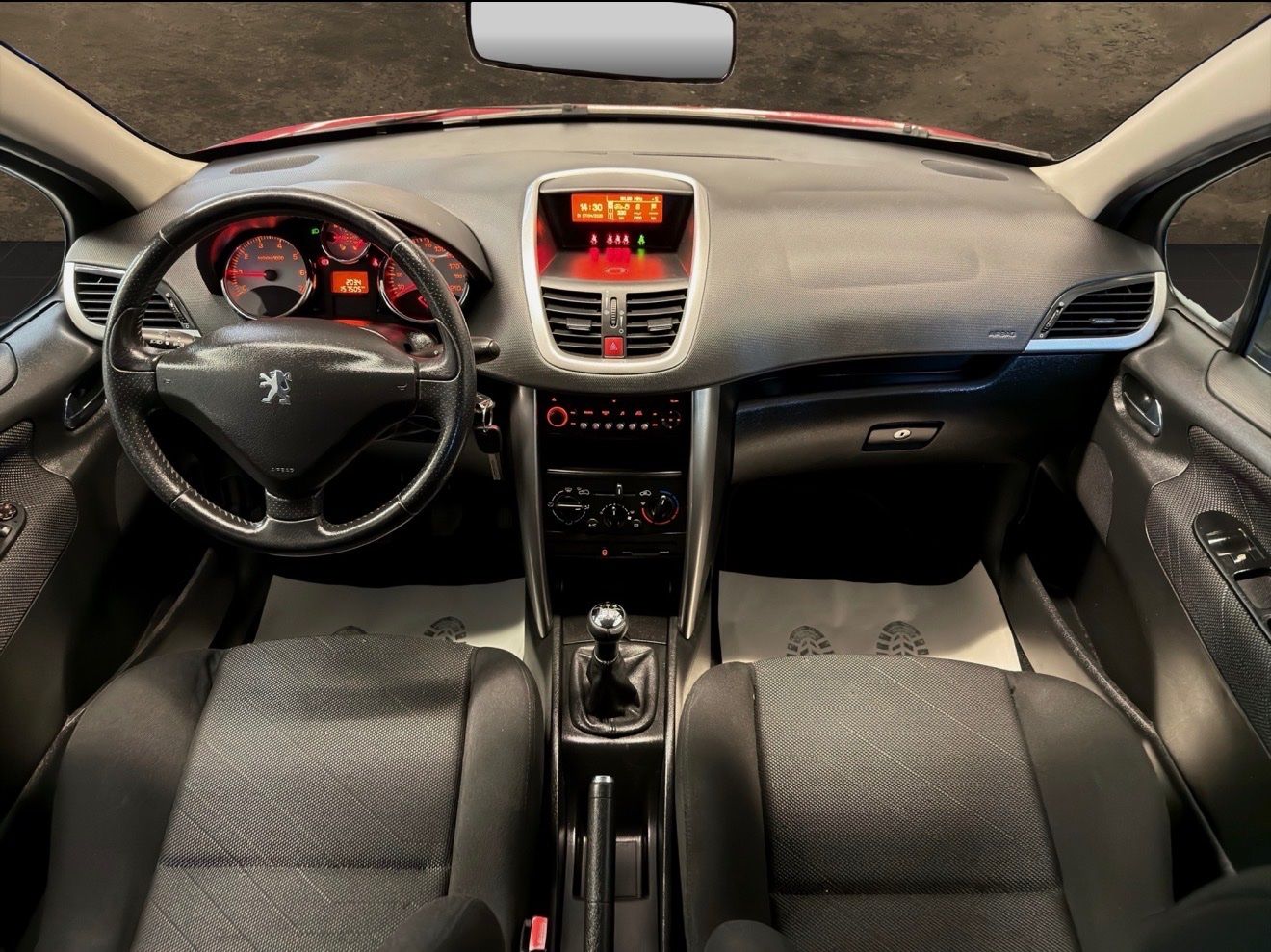 Peugeot Autos: Peugeot 207 1.4i 16V – Gebraucht aus Moosseedorf von xhe_qty7 5