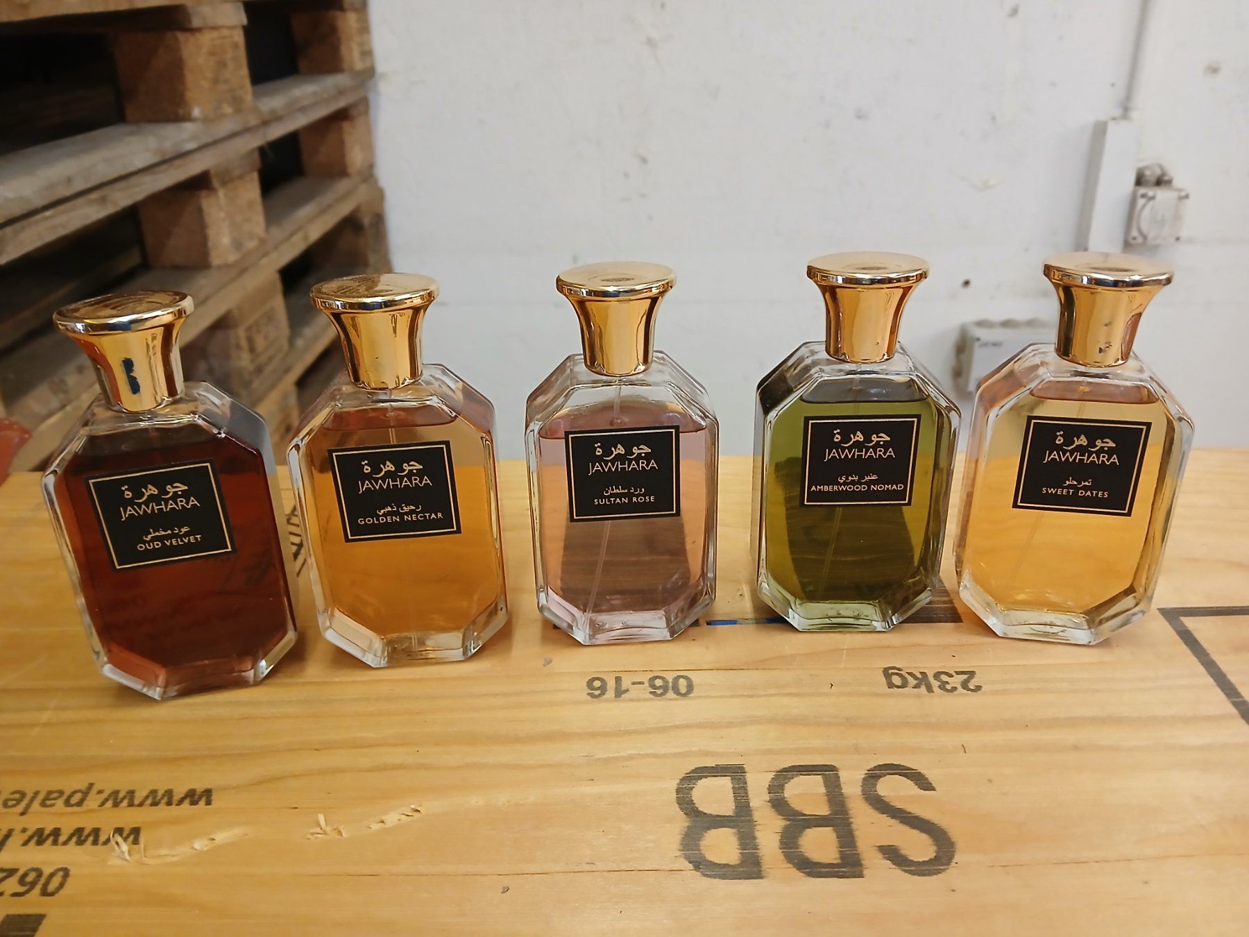 Parfum & Eau de Toilette: 5 JAWHARA PARFUME – Neu (gemäss Beschreibung) aus Eggenwil von wydl