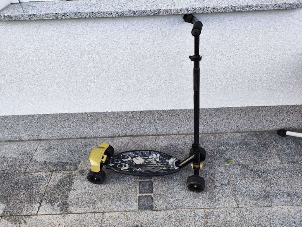 Kickboard: OXELO Stun Street – Usato da Augst BL venduto da Betsileo