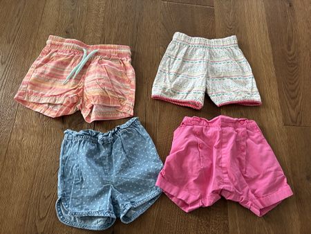 4 kurze Hosen für kleine Strandmädchen 🌴