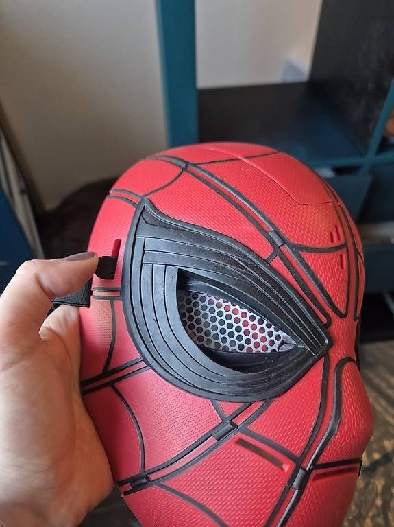 Masques: Masque Spiderman avec effets sonores  – D'occasion à Crissier par nat_cdb8