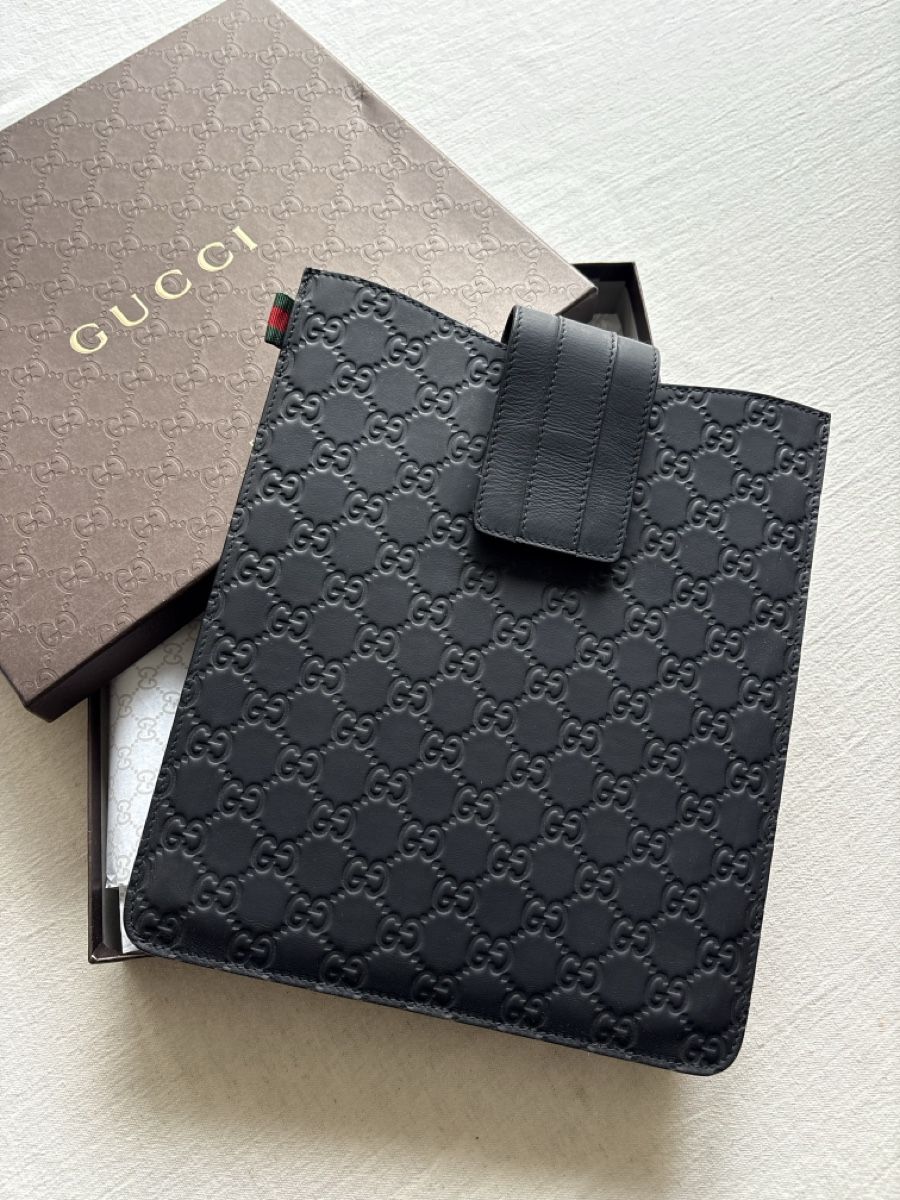 Gucci Borse: Gucci Black Guccissima iPad Case – Nuovo (secondo la descrizione) da Zürich venduto da Menino