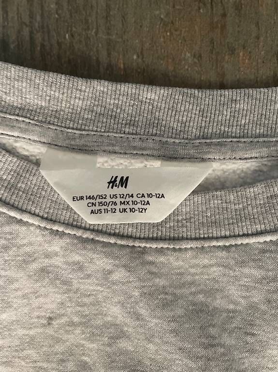 Pulls et sweat-shirts: H&M Sweatshirts – D'occasion à Ruggell par knoedifisch 1