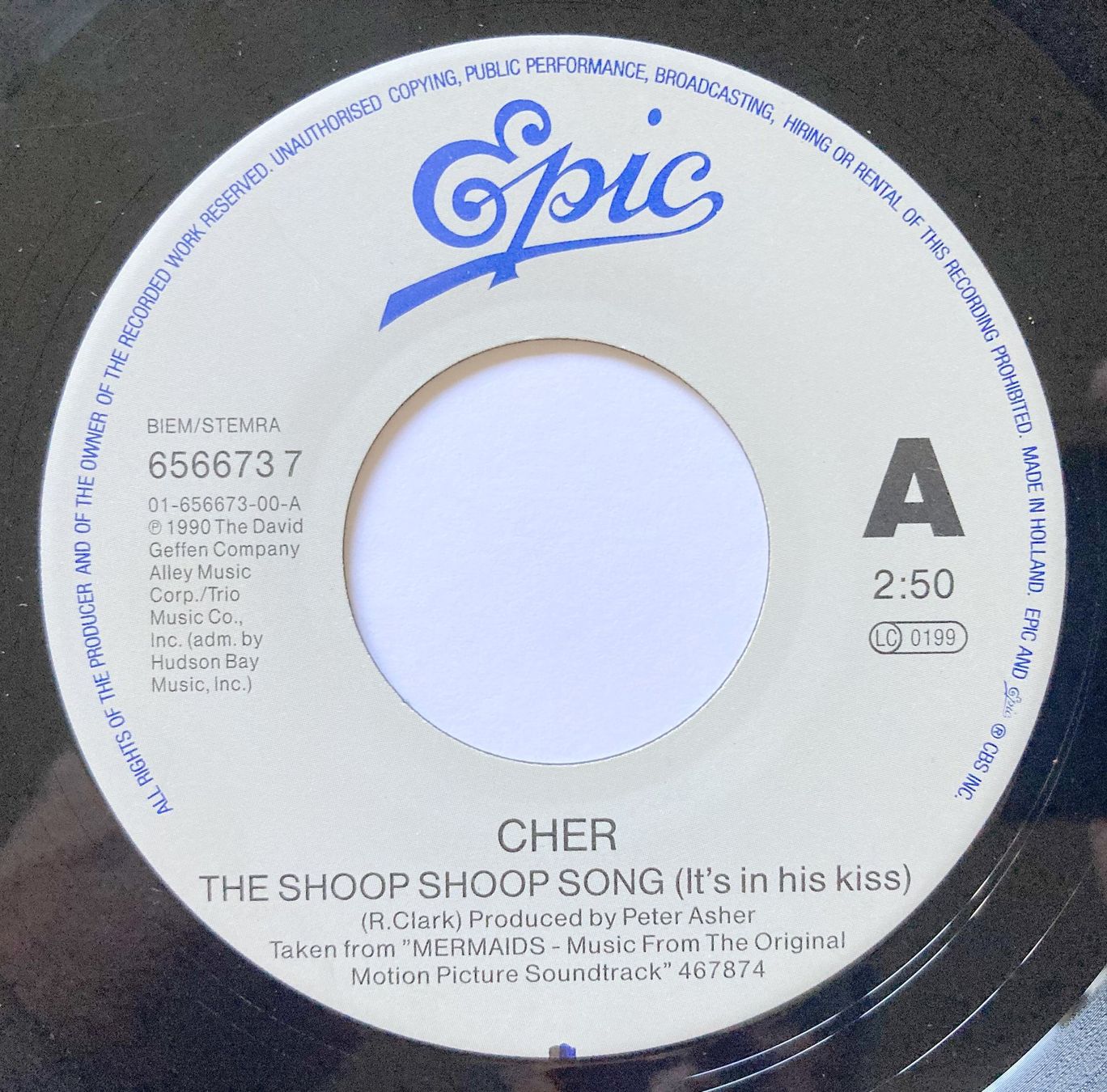 Vinyles: CHER - THE SHOOP SHOOP SONG – D'occasion à Bottens par hotter-than-hell 2