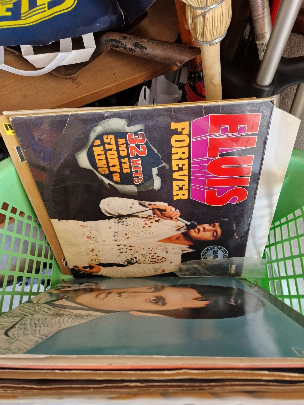 Dischi in vinile: Elvis LP über 40Stück – Usato da Mörigen venduto da Clio111 1