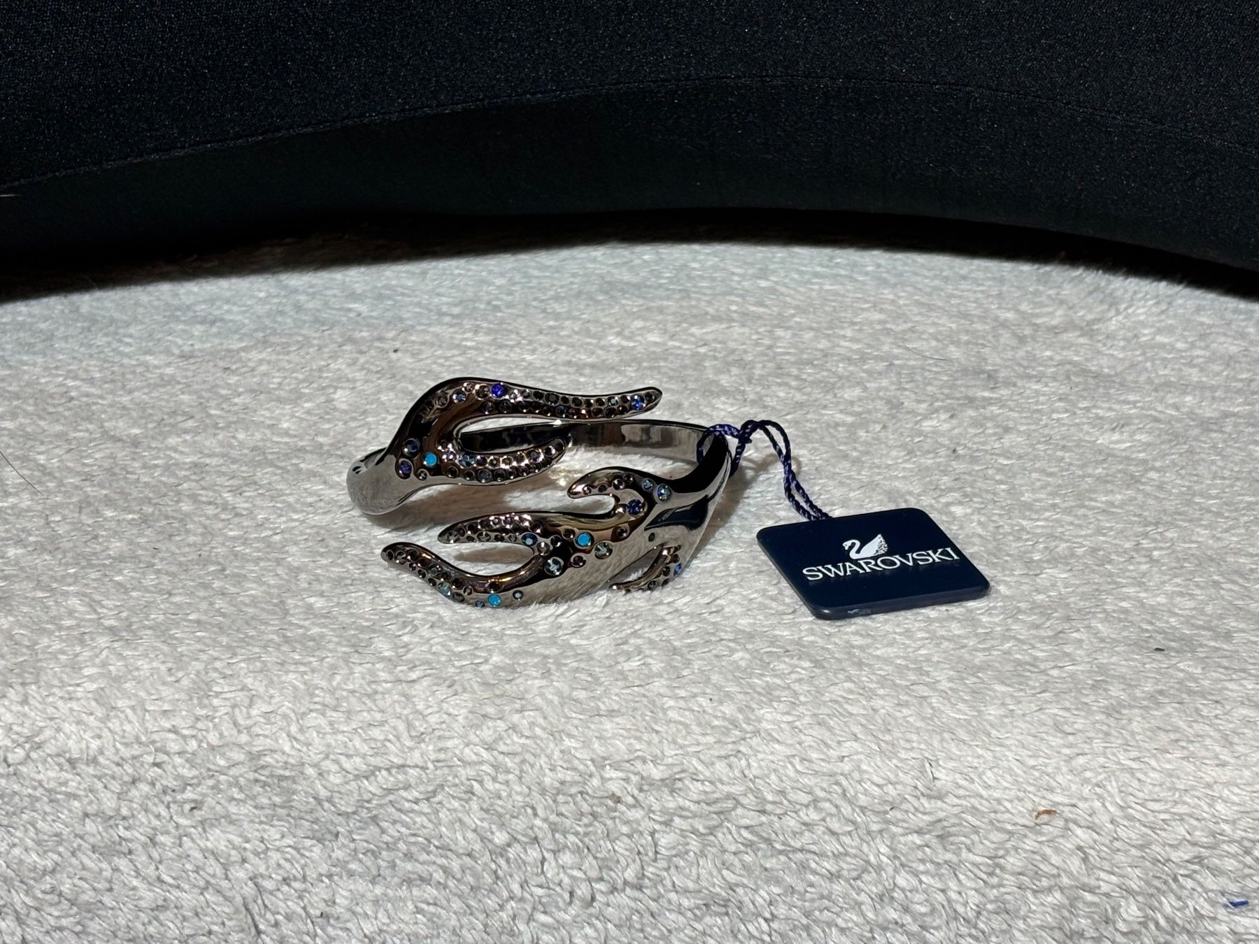 Swarovski Armbänder & -reifen: SWAROVSKI Armreif KORALLEN – Neu und originalverpackt aus Oberegg von MR-shop 2