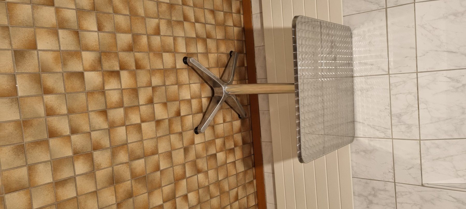 Tische: Kleiner Balkontisch – Gebraucht aus Derendingen von Rider3 3