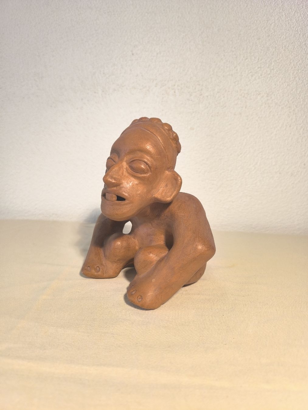 Sculture & Statue: Tonfigur sitzend getöpfert handgemacht – Usato da Zürich venduto da cashcash 2