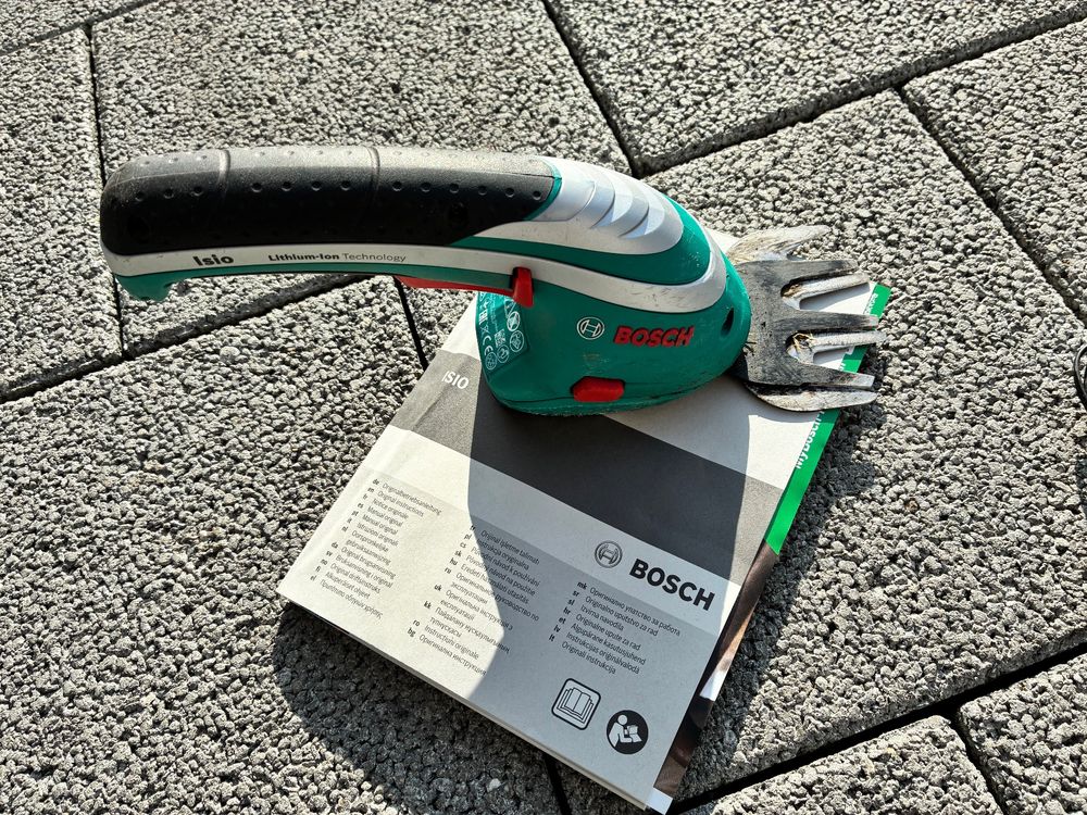 Bosch Rasenschere Akku