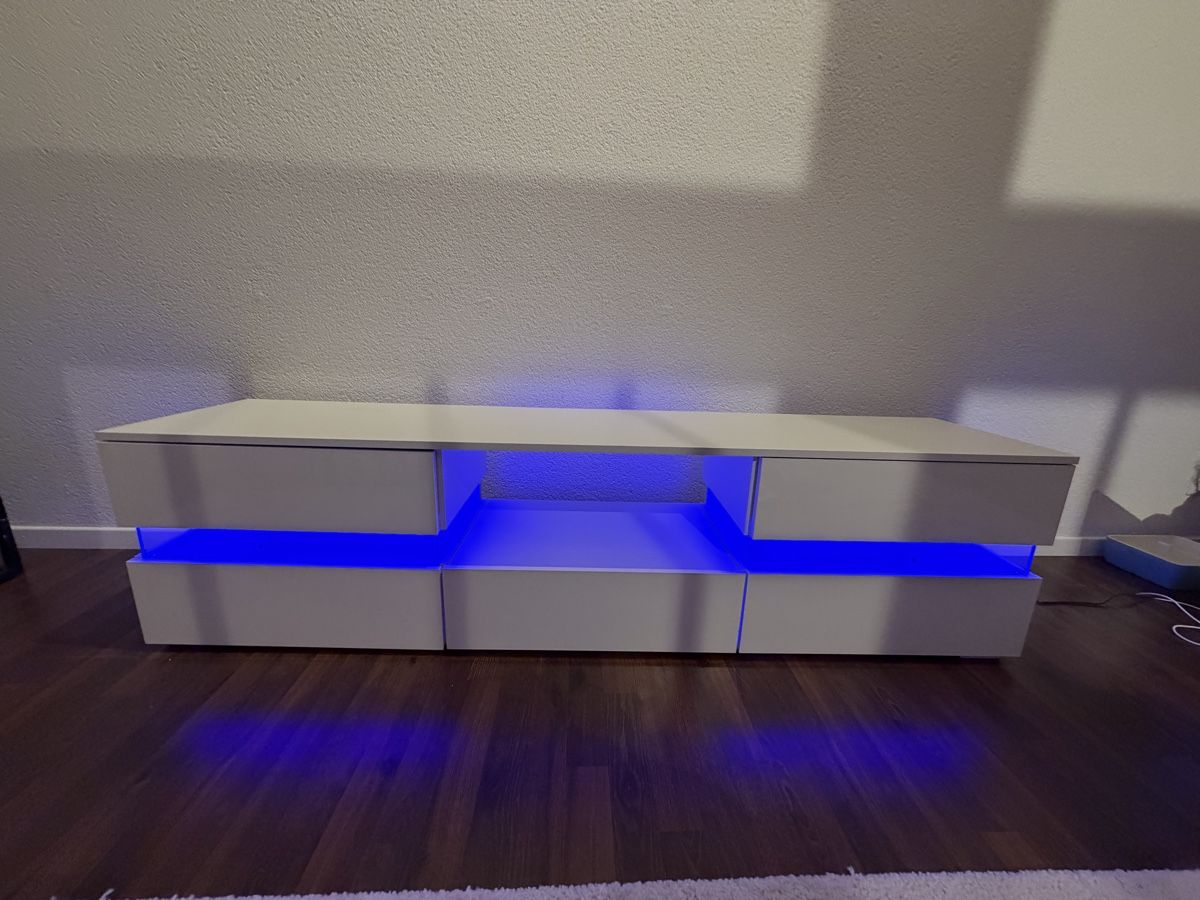 Gonser TV Möbel: TV-Möbel Weiss mit LED-Beleuchtung – Gebraucht aus Steffisburg von anjagr 5