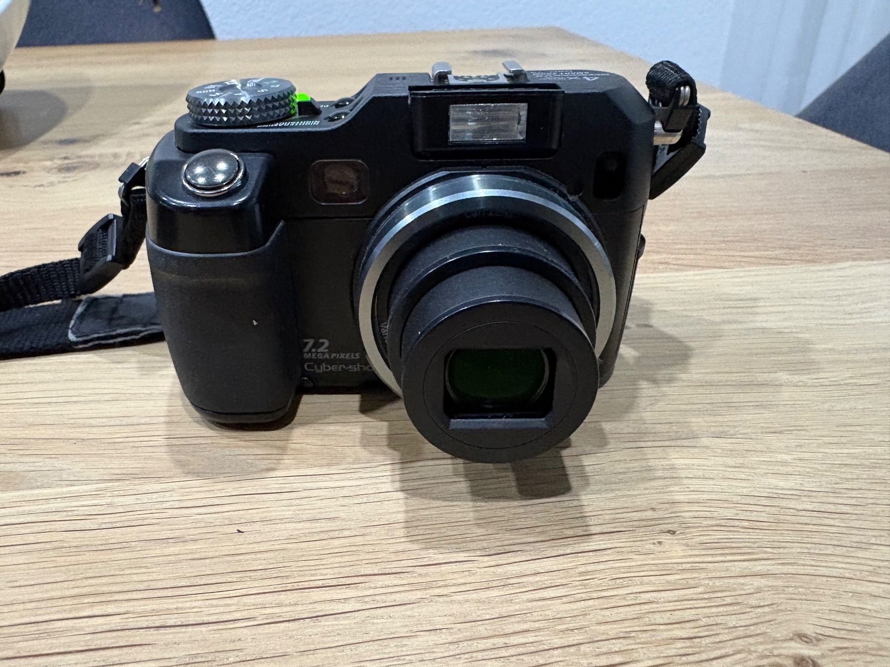 Sony Kamera: Sony Cyber-shot DSC-V3 - Digital camera - compact - 7.2 MP – Gebraucht aus Lausen von sen_jm7c 2