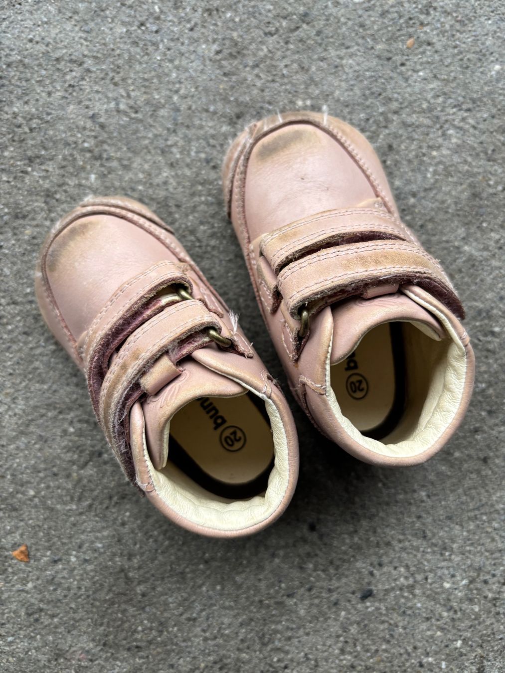 Scarpe per ragazze: Bundgaard Leder-Kleinkindschuhe, Größe 20 – Usato da Brugg AG venduto da tsannen 3