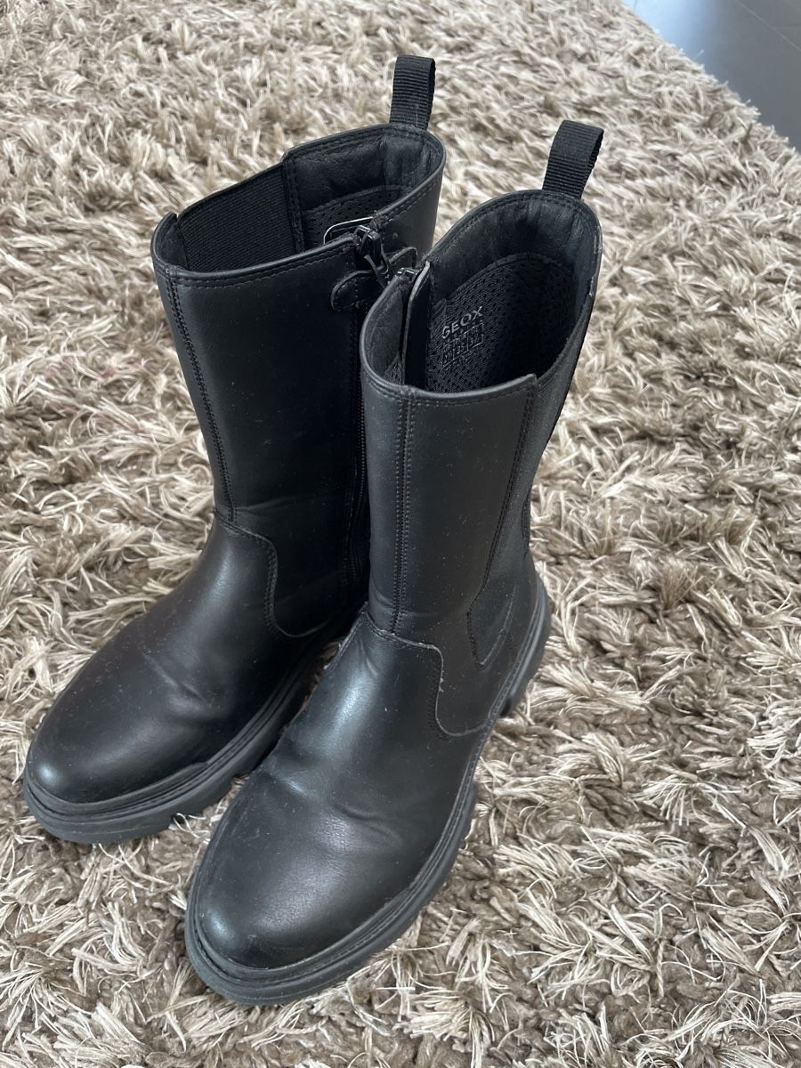 Geox Scarpe per ragazze: Geox Stiefel Grösse 35 – Usato da Solothurn venduto da Silbermond01