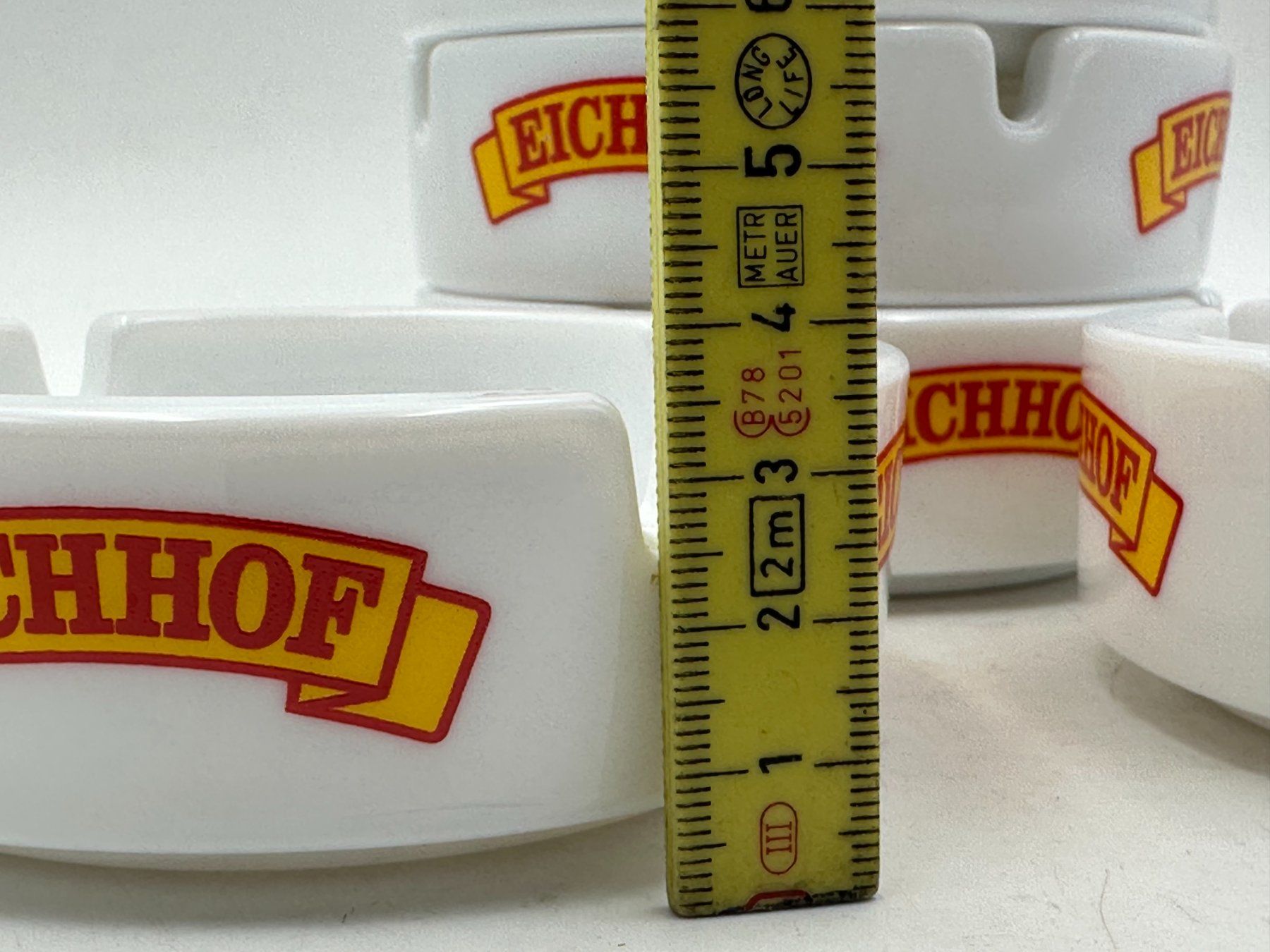 Eichhof Aschenbecher: Aschenbecher Eichhof Vintage Sammlerobjekt – Gebraucht aus Luzern von Lager6640 6