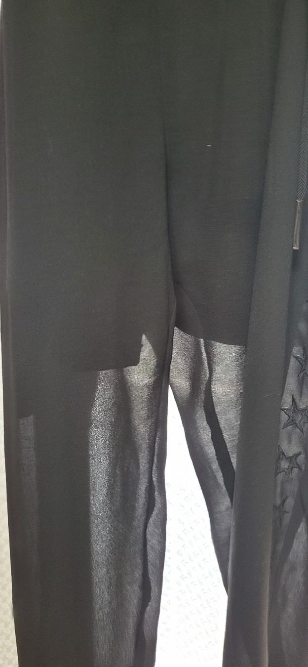 Guess Pantaloni: Guess Hose, Schwarz, Gr. 29, Sterne – Usato da Figino venduto da mayam63 5