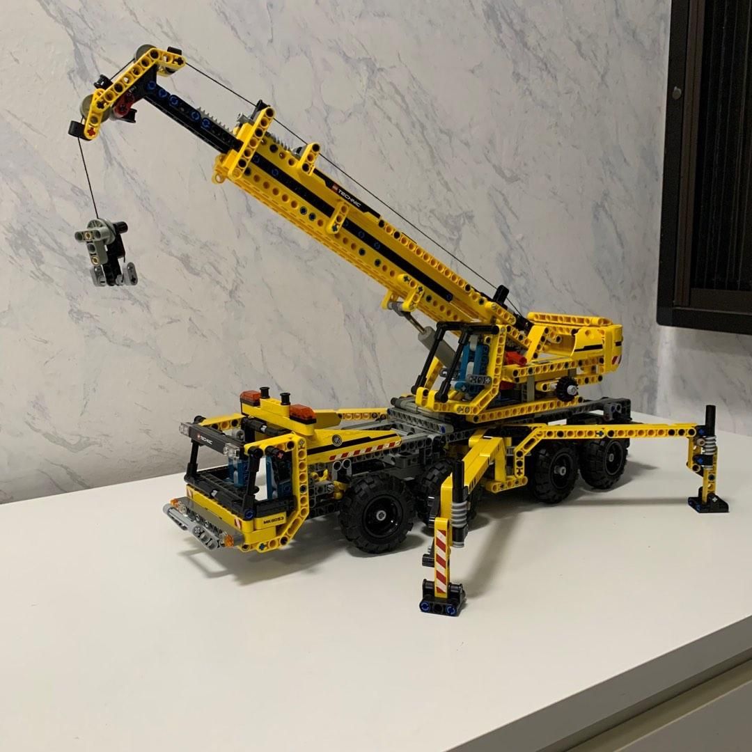 Lego Kit di costruzioni: LEGO Technic 8053 mobiler kranwagen – Usato da Airolo venduto da Bagaion99