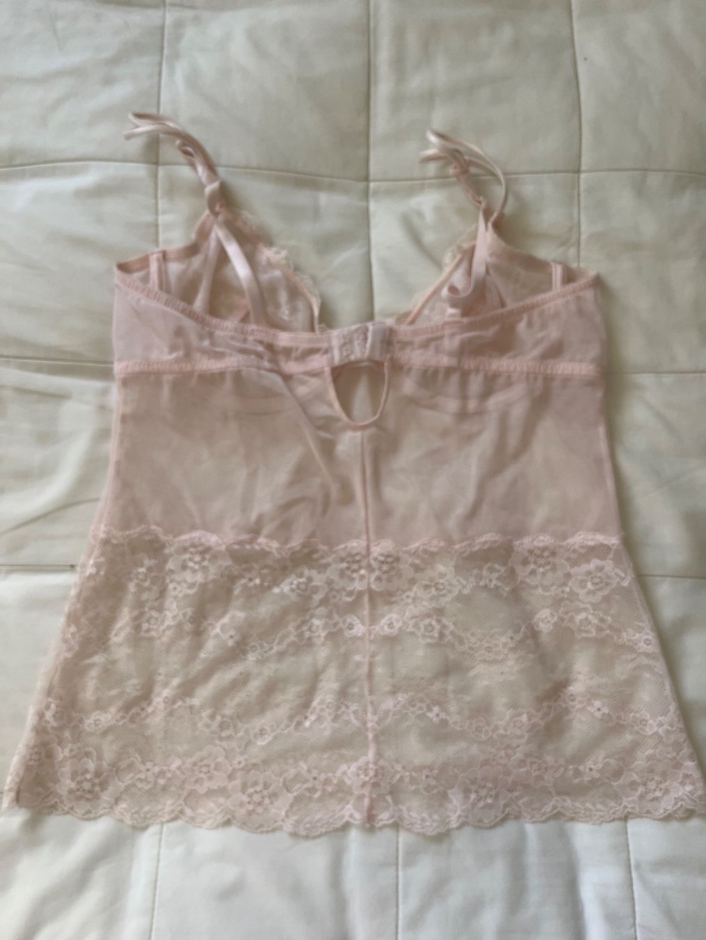 Top: New  lace top size S – Nuovo (secondo la descrizione) da Chêne-Bougeries venduto da Seetooyoo 7
