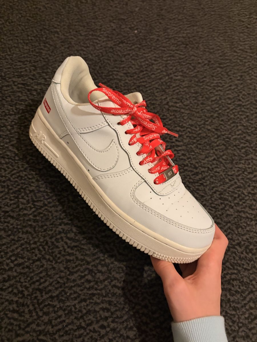 Nike Scarpe da uomo: Air force costum Supreme – Usato da Seelisberg venduto da Ernst_Tr 2
