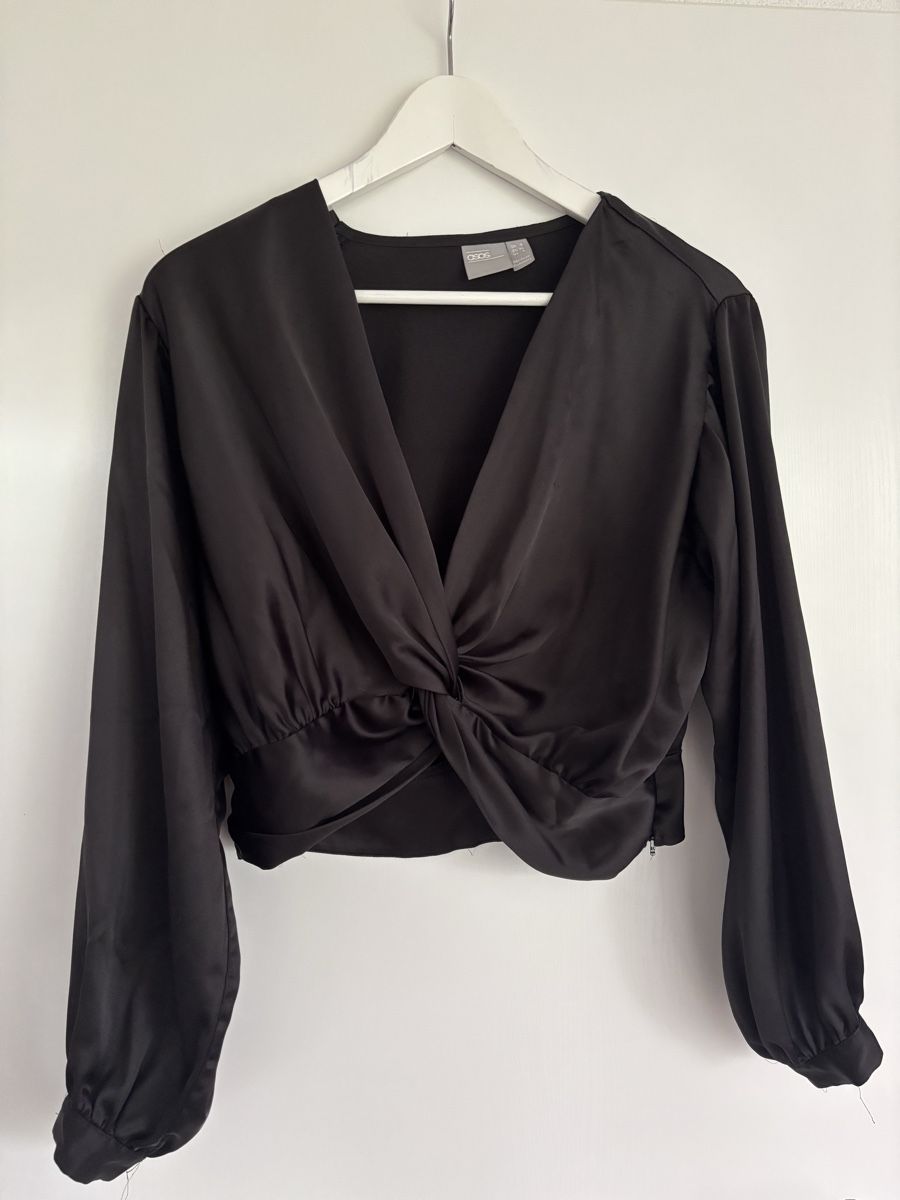 Asos Blusen: Chemisier noir ASOS – Gebraucht aus Zürich von mps_9cp7 5