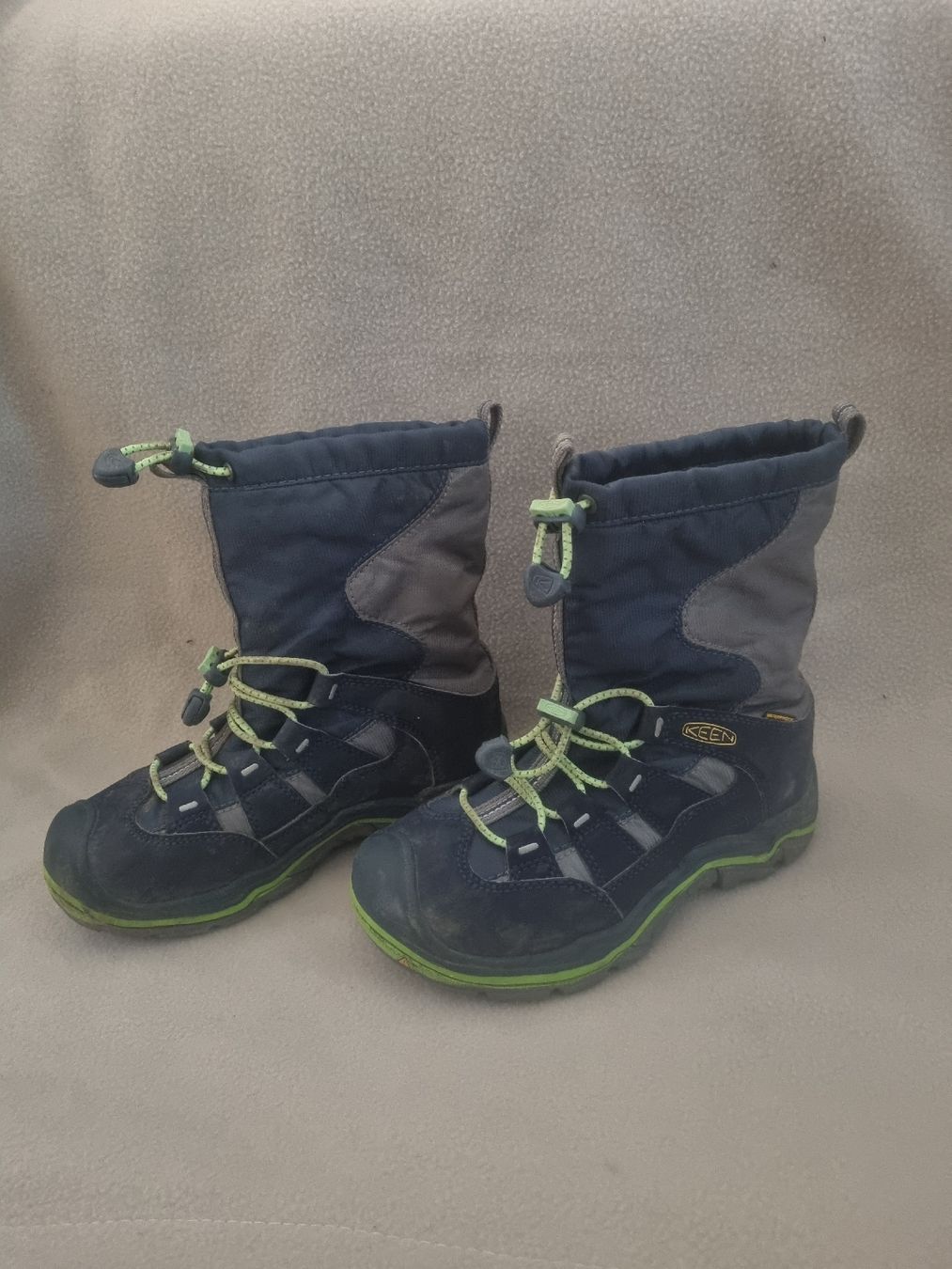 Schuhe für Jungen: winterschuh gr 33 – Gebraucht aus Rümlang von Franny93