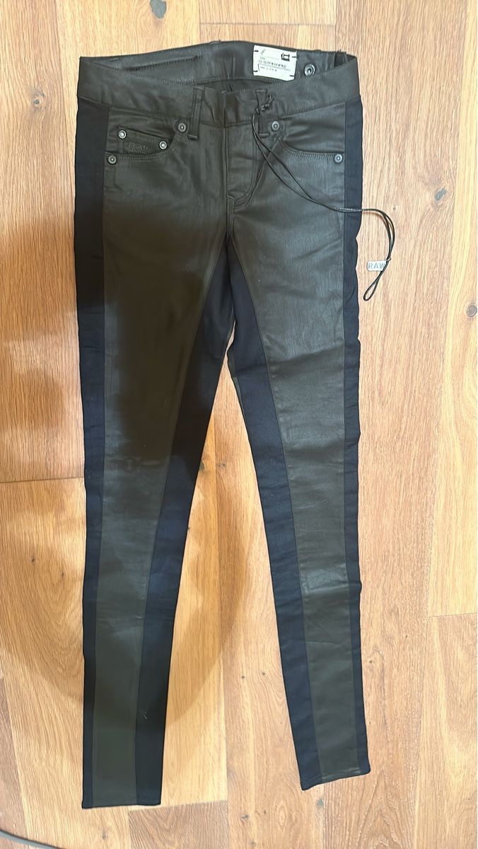 G-Star Jeans: Coole G-Star Raw Jeans – Nuovo e nell'imballaggio originale da Liestal venduto da ell_6xc7 1